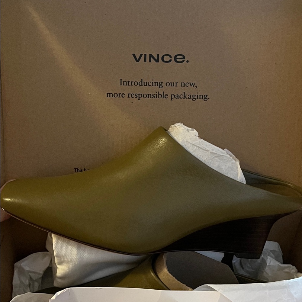 Vince Green Leather Mules Sleek Minimalist Design